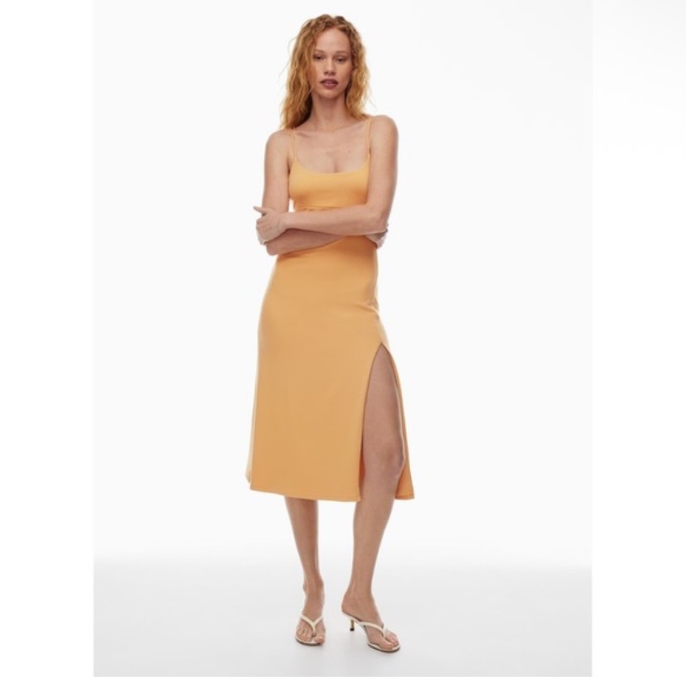 Aritzia New Dreamweaver Yellow Sleeveless Dress